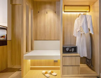 Premium-King-Zimmer am Pool — DoubleTree by Hilton Phuket Banthai Resort